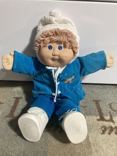 1983 Cabbage Patch Kid Xavier Roberts W/ Blue Bear Outfit & Shoes - Image 1