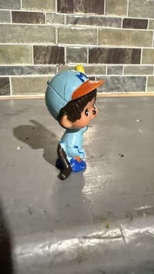 Monchichi Baseball Mini Figure 2" Tall 1979 - Thumbnail 3