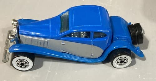 1980's Mattel Hot Wheels Classics Blue Bugatti w/ Whitewall Wheels - Thumbnail 3