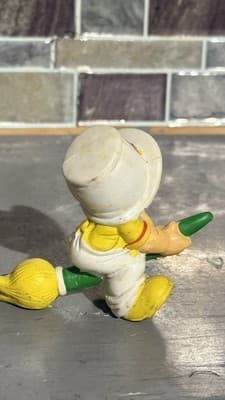 Rainbow Brite Kid Riding Broom Loose 2.5" PVC Figure Wallace Berrie - Thumbnail 2