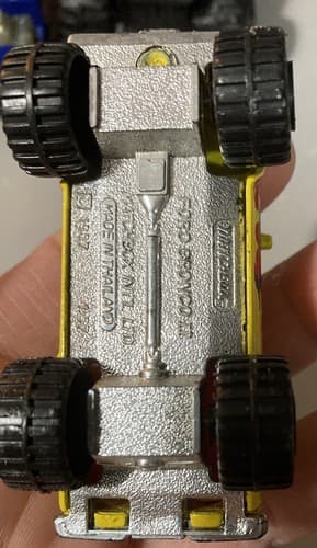 MATCHBOX YELLOW LIFTED 4X4 FORD BRONCO II 1987 - Thumbnail 5