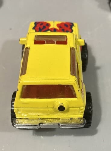 MATCHBOX YELLOW LIFTED 4X4 FORD BRONCO II 1987 - Thumbnail 4