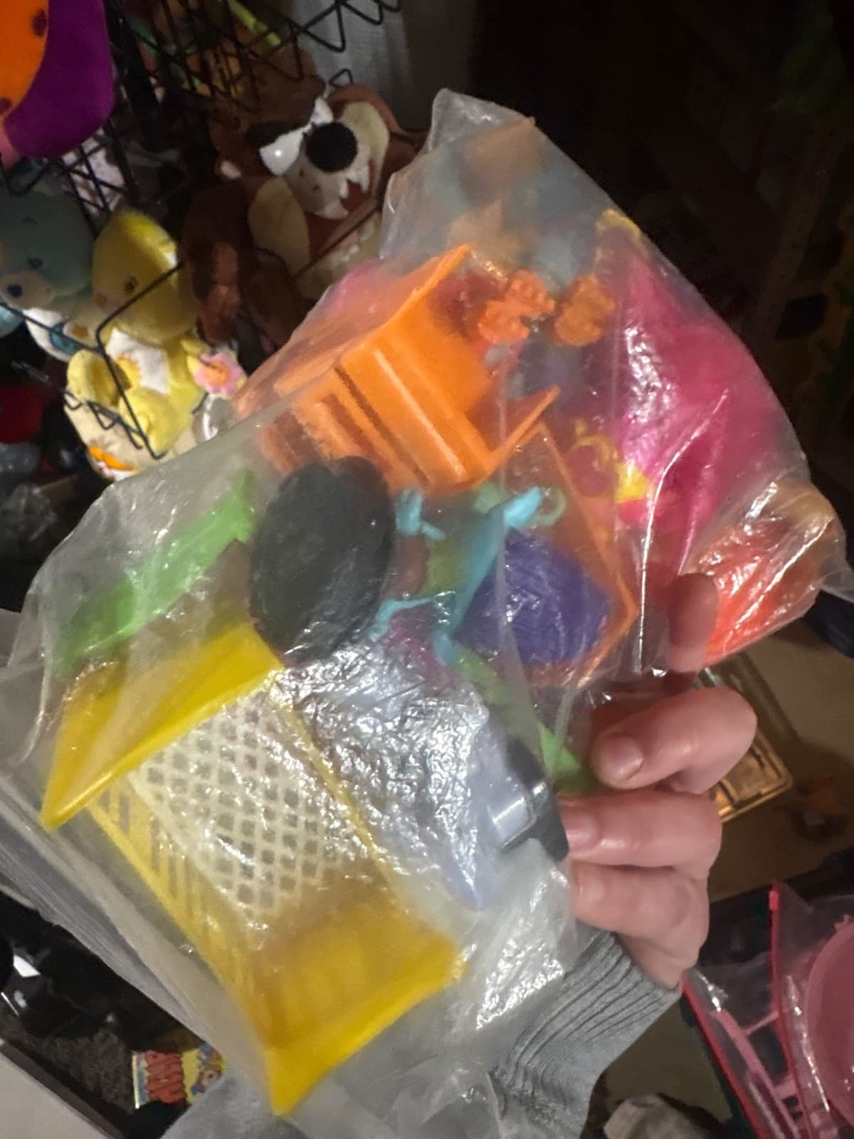 Troll Family House, Toy Street 1992, Vintage Troll Playset, Storage & Carry - Thumbnail 4