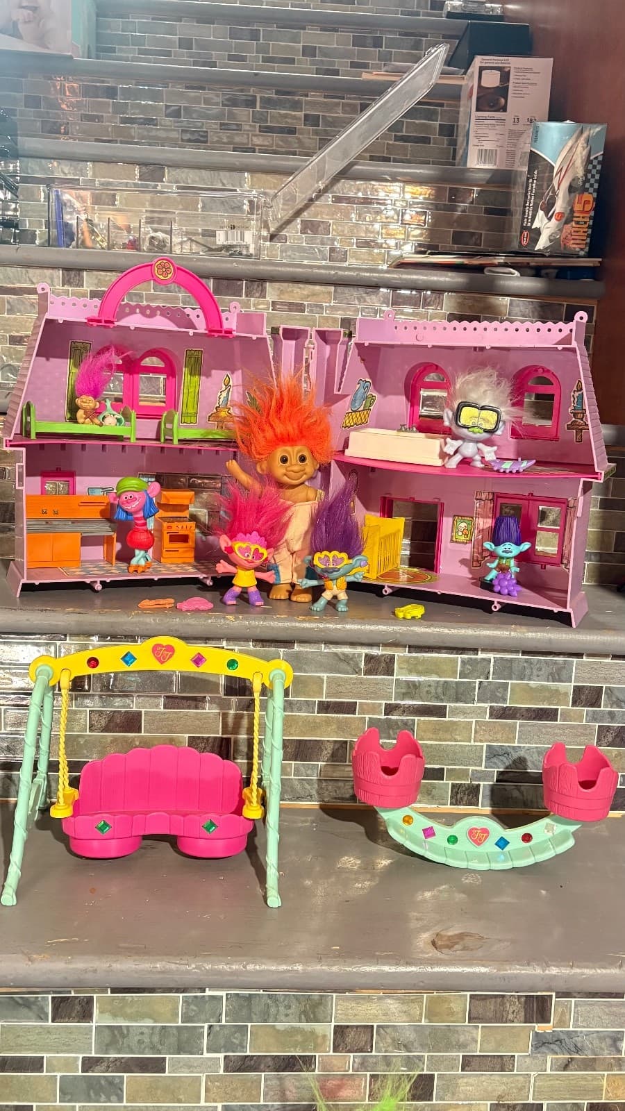 Troll Family House, Toy Street 1992, Vintage Troll Playset, Storage & Carry - Thumbnail 3
