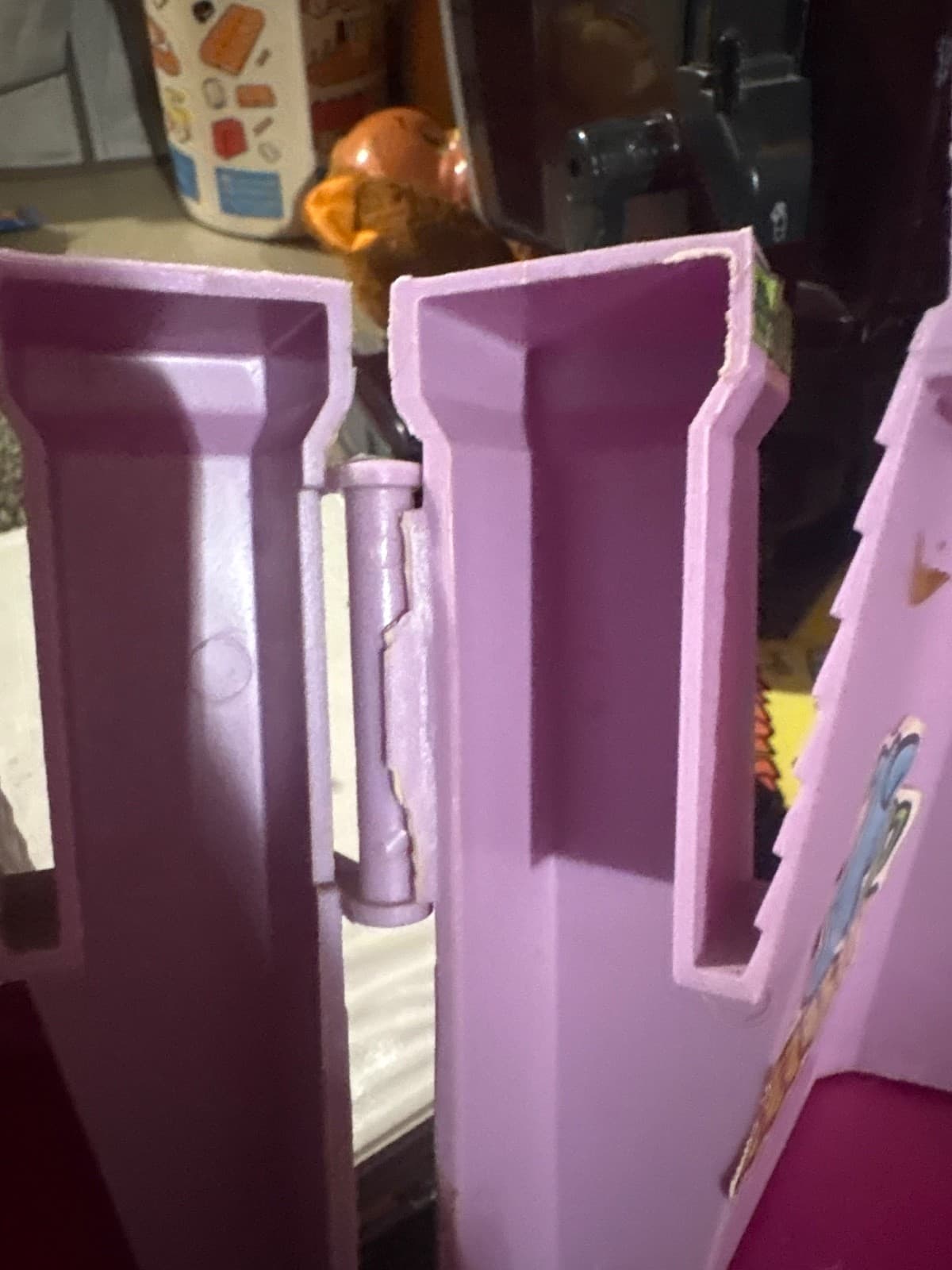 Troll Family House, Toy Street 1992, Vintage Troll Playset, Storage & Carry - Thumbnail 6