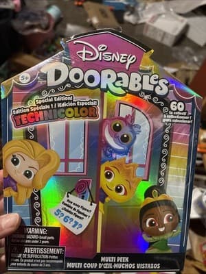 Disney Doorables Multi Peek Technicolor Takeover Collectible Figures 5 Pack - Image 1