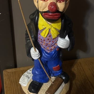 1975 Continental Studios Hobo Clown Statue 17" Chalkware Rare Complete Mint - Image 1