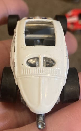 Fenderles 1967 VW Baja On/Off Road Bug Beetle 1/64 Scale Limited Edition O - Thumbnail 4