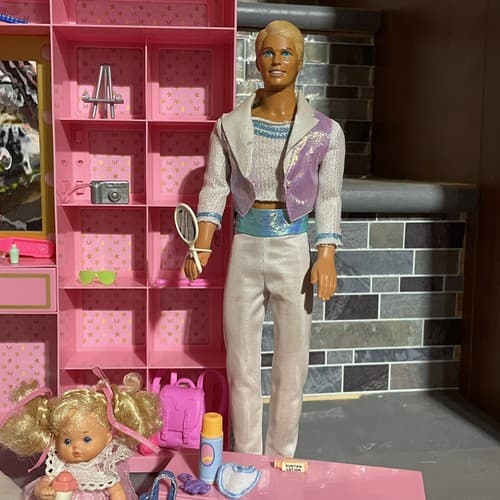 1991 Dream Bride Barbie/ My First Ken Wedding Romance Dresser DollsAccessories - Thumbnail 4