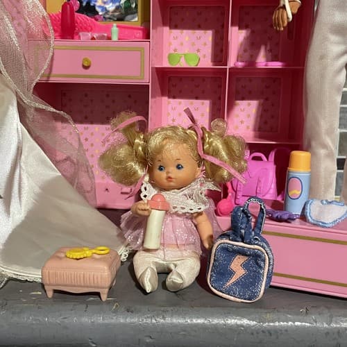 1991 Dream Bride Barbie/ My First Ken Wedding Romance Dresser DollsAccessories - Thumbnail 3