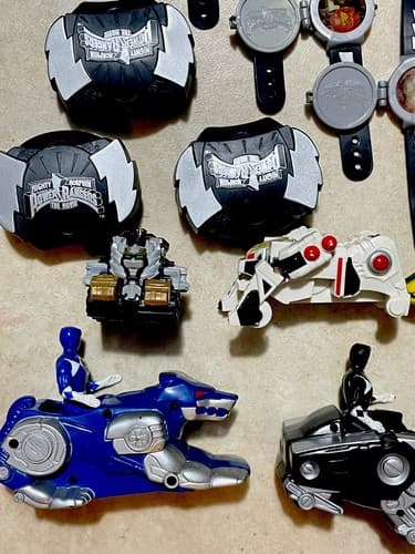 Mighty Morphin Power Rangers 90s McDonald’s Birthday Party Favors Collection - Thumbnail 2