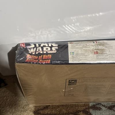 Sealed Star Wars “The Empire Strikes Back” Snap Action Scene/ Planet Hoth - Thumbnail 5