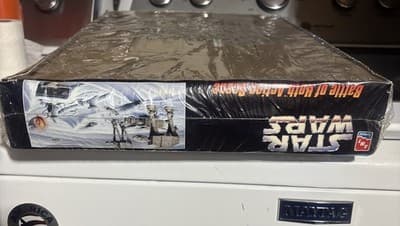 Sealed Star Wars “The Empire Strikes Back” Snap Action Scene/ Planet Hoth - Thumbnail 9