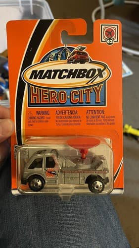 2002 Matchbox Hero City Weather Radar Truck #43 Mission Satellite Truck NIB