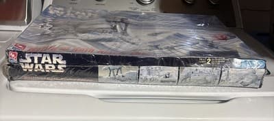 Sealed Star Wars “The Empire Strikes Back” Snap Action Scene/ Planet Hoth - Thumbnail 6