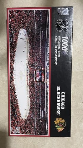 NHL Chicago Blackhawks 1000 Piece Stadium Panoramic Jigsaw Puzzle Made In USA!