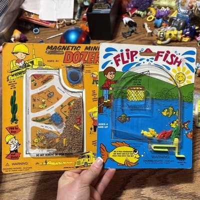 Rare Vintage Mini Magnetic Dozer #545 Smethport Specialty & Flip A Fish Complete - Thumbnail 4