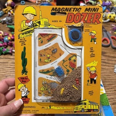 Rare Vintage Mini Magnetic Dozer #545 Smethport Specialty & Flip A Fish Complete - Thumbnail 2