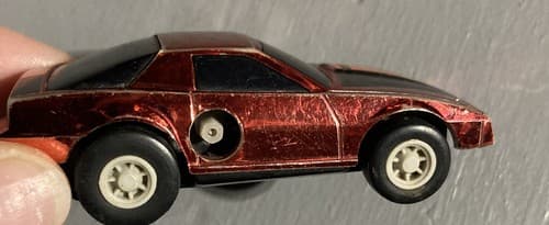 Tomica Ratchet Racers Chevy Camaro IROC Z Made In Japan: Orange Red Shiny - Thumbnail 2