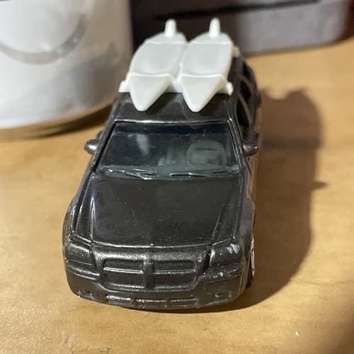 Matchbox Dodge Magnum Retro Rides #29 Gray Mtflk w/Surf Boards & Wood Grain - NM - Thumbnail 4