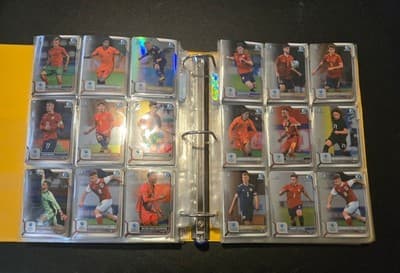 Bowman 1st Chrome Soccer Cards Lot 300+ Style Binder Double Sided Pages - Thumbnail 6