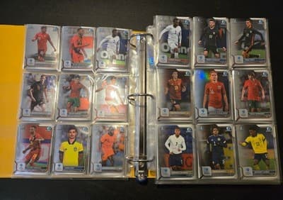 Bowman 1st Chrome Soccer Cards Lot 300+ Style Binder Double Sided Pages - Thumbnail 15