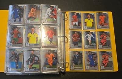 Bowman 1st Chrome Soccer Cards Lot 300+ Style Binder Double Sided Pages - Thumbnail 18