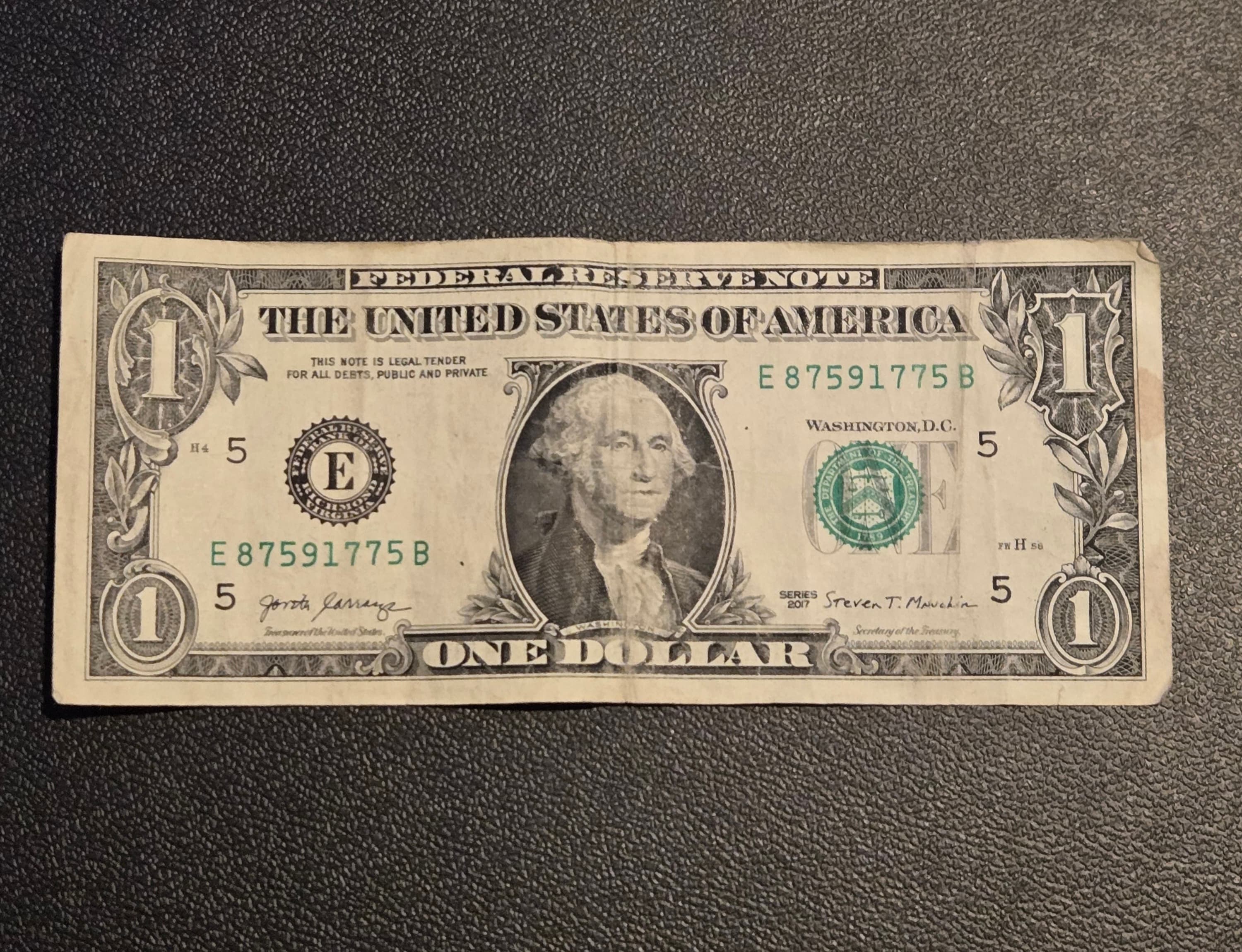 2017 $1 One Dollar Bill Federal Reserve Note Richmond E - Circulated - Image 1