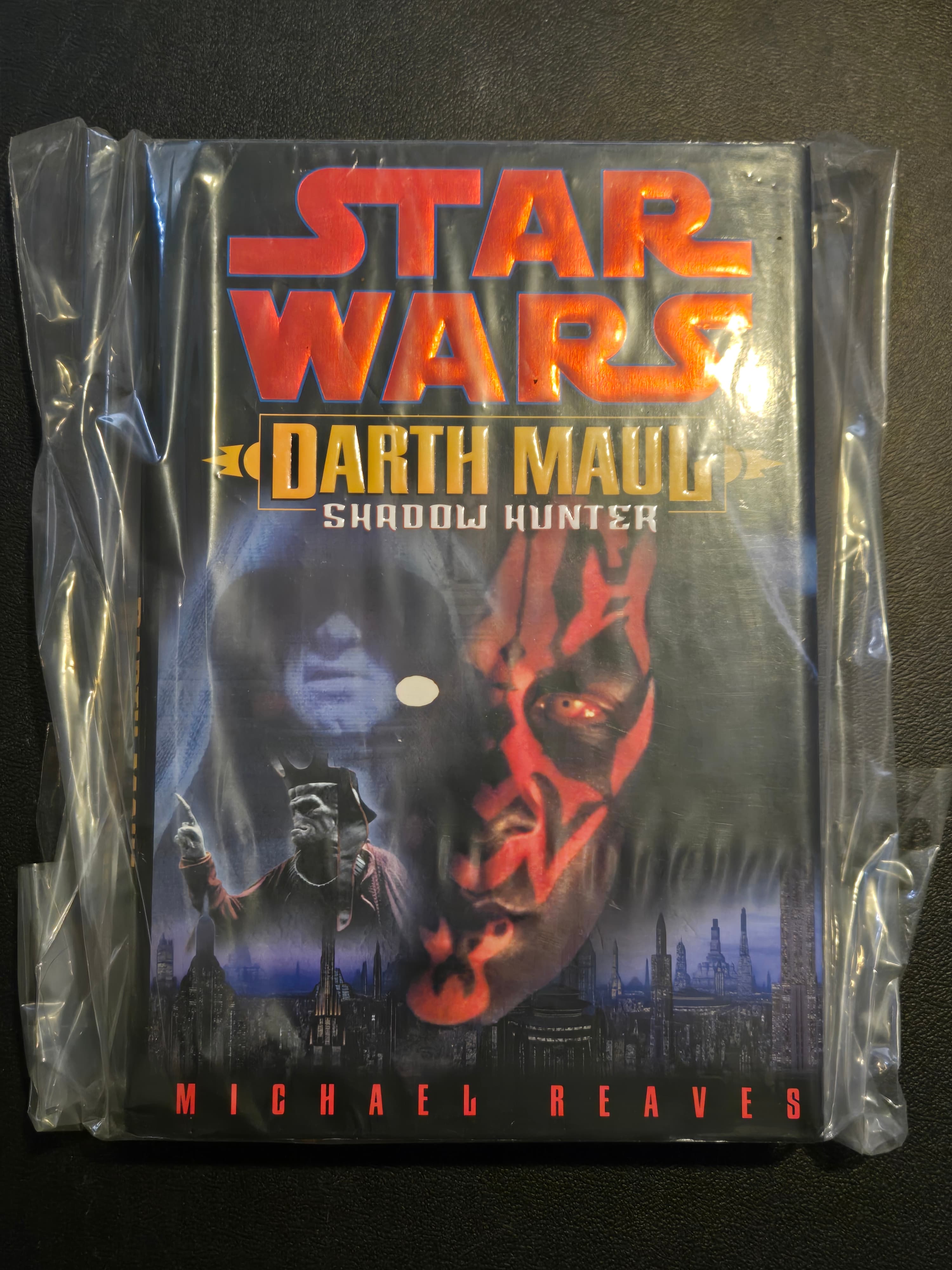 Star Wars: Darth Maul - Shadow Hunter by Michael Reaves, 2001 Edition - Image 1