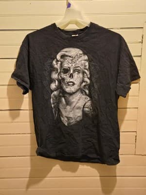 Fruit of the Loom Shirt Mens XL Black Heavy Cotton Graphic Crew Short Sleeve - Image 1