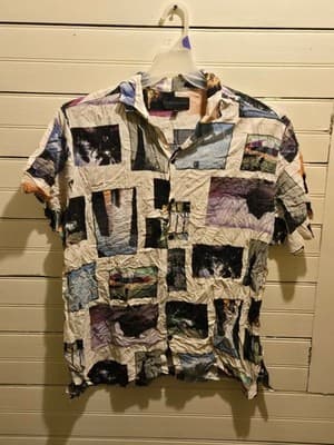 No Boundaries Shirt Mens 2XL Photo Collage Graphic Print Short Sleeve Button Up - Image 1