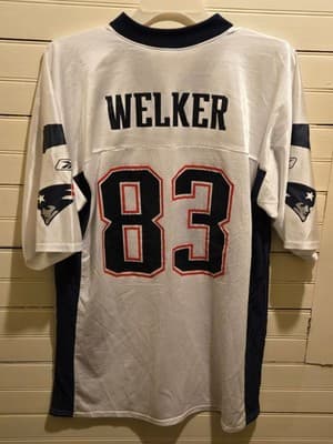 Reebok NFL Jersey Mens L Wes Welker 83 New England Patriots White Mesh VNeck - Image 1