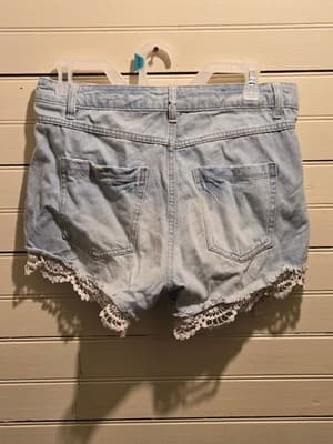 Denim Shorts Womens W31 Light Wash High Rise Distressed Crochet Lace Trim Boho - Thumbnail 3