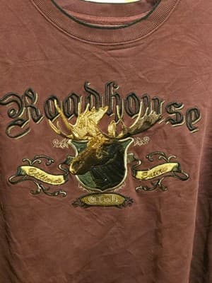 Roadhouse Embroidered Moose Sweatshirt Mens XL-XXL Burgundy Crewneck Pullover - Thumbnail 2