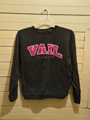 Vail Resortwear Sweatshirt Unisex S Black Pink Colorado Pullover Crewneck - Image 1