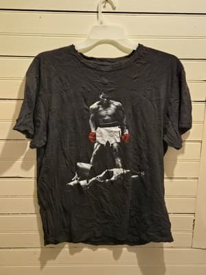 Ali T-Shirt Mens XL Black Muhammad Ali Boxing Logo Graphic Crew Short Sleeve - Image 1