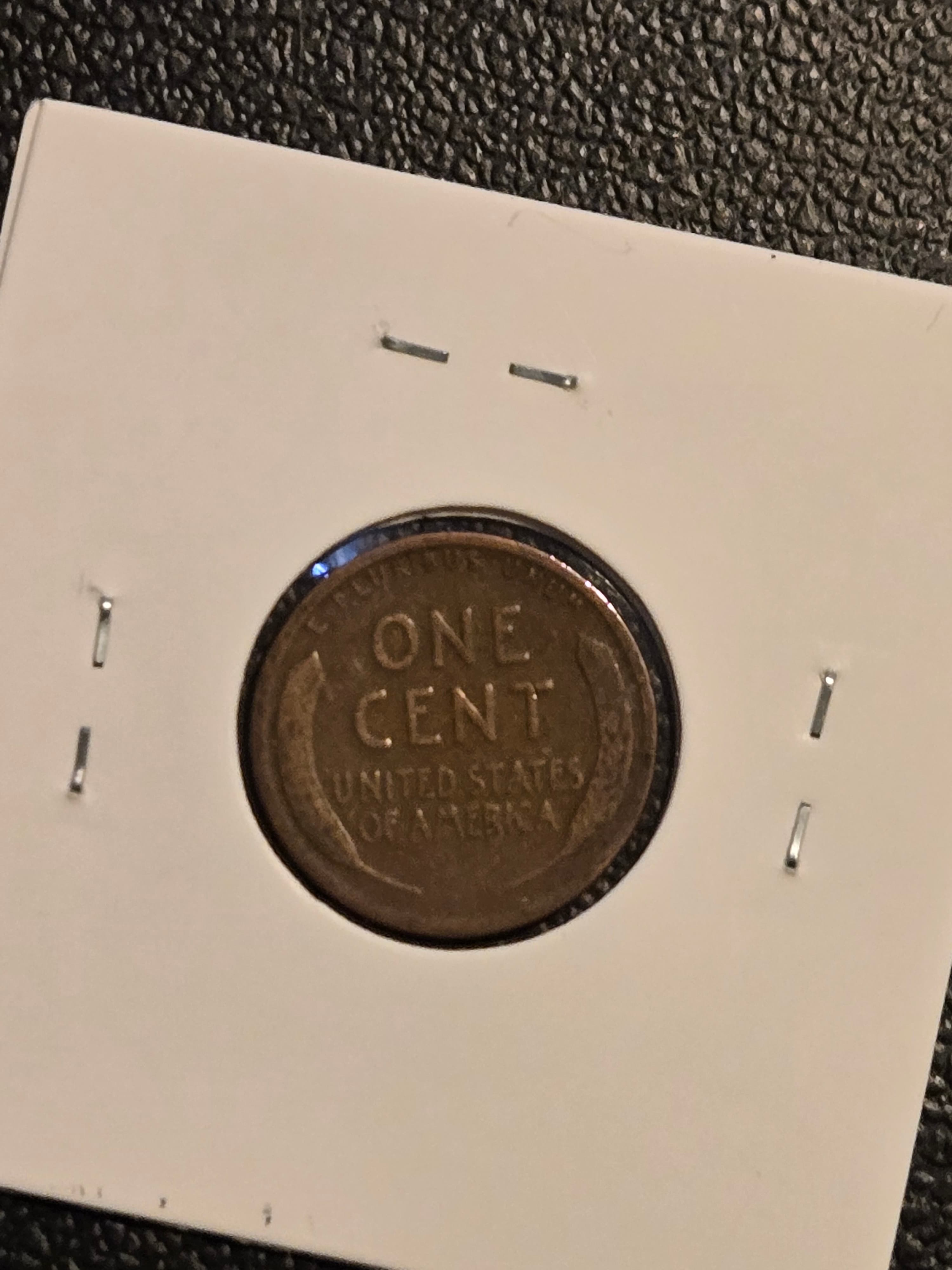 1919 Lincoln Wheat Cent - Philadelphia Mint - Circulated US Penny - Thumbnail 2