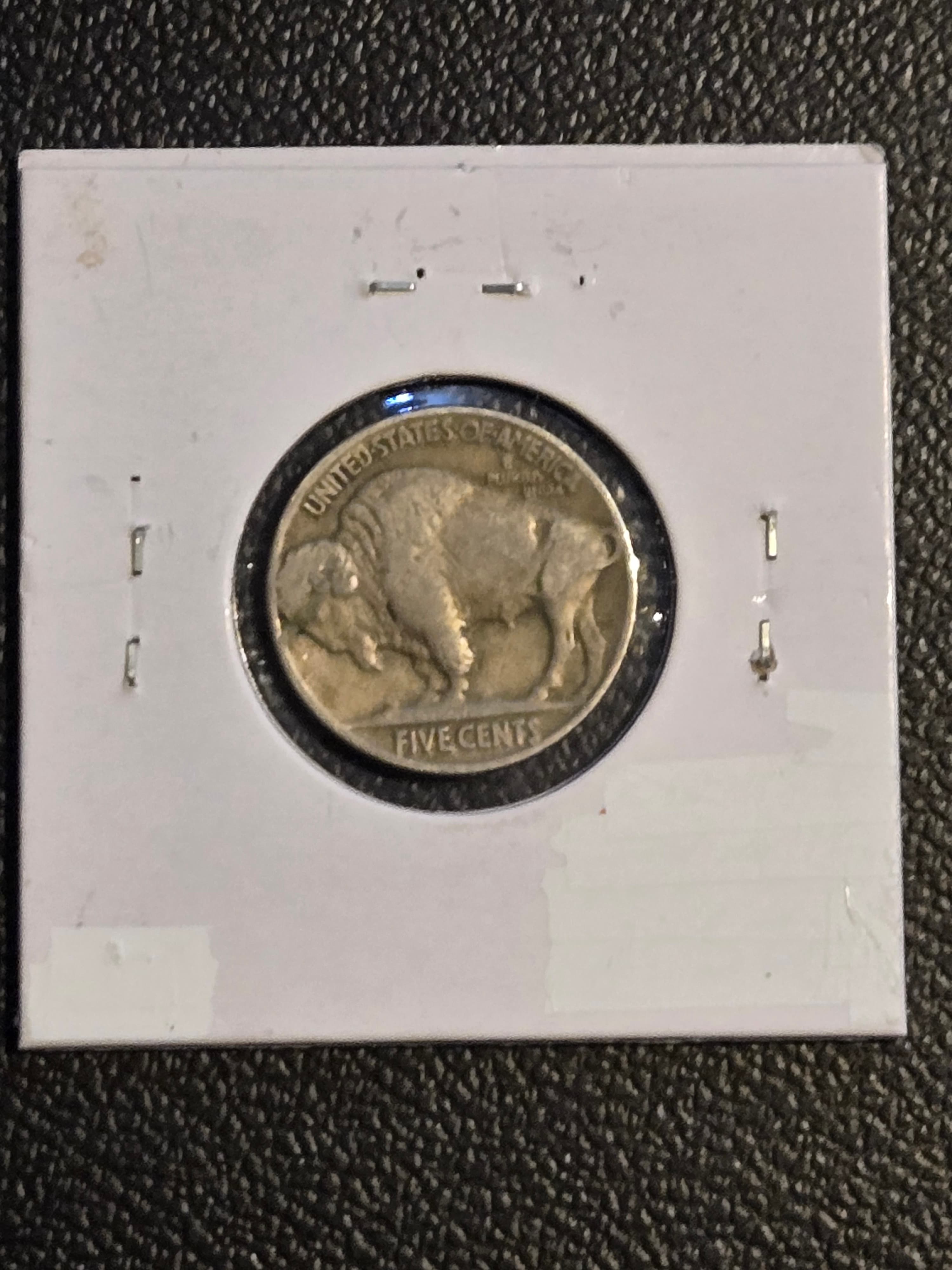 1936 Buffalo Nickel - Indian Head 5 Cent Coin - Full Date - Philadelphia Mint - Thumbnail 2