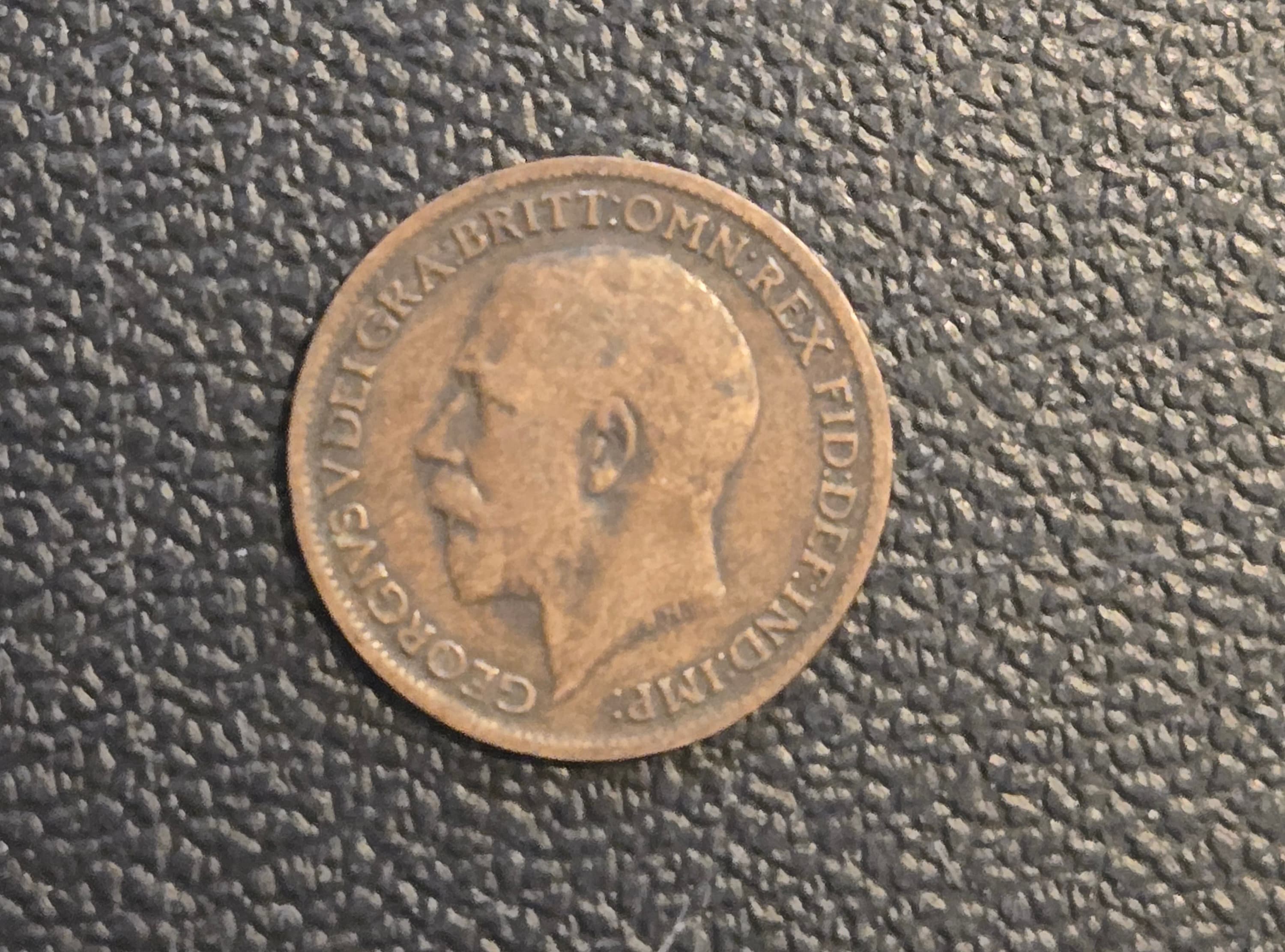 1917 Great Britain Farthing King George V Britannia World Coin SKU: b6 - Thumbnail 2