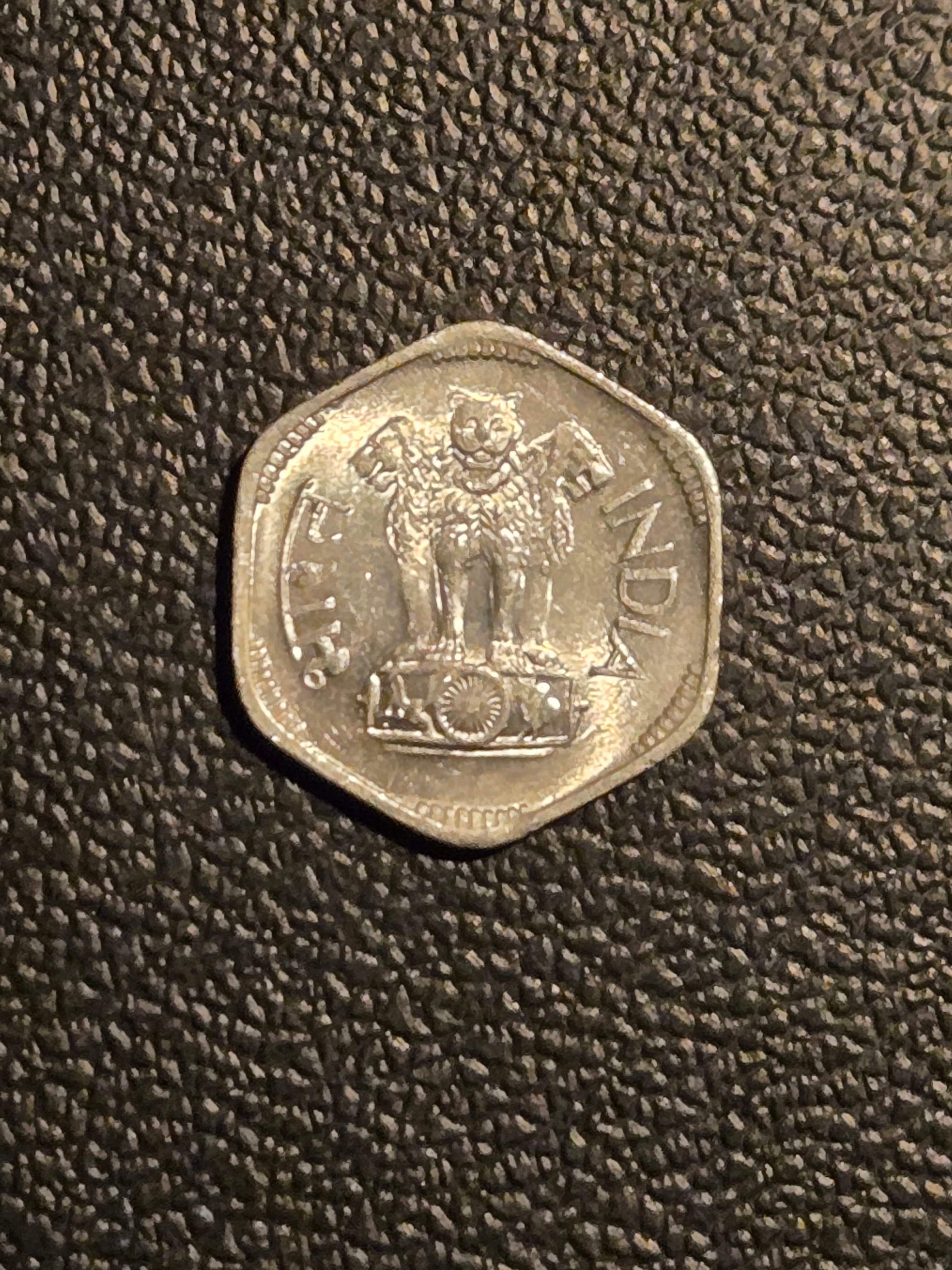 1971 India 3 Paise Hexagonal Coin - Mumbai Mint - Republic of India - Thumbnail 2