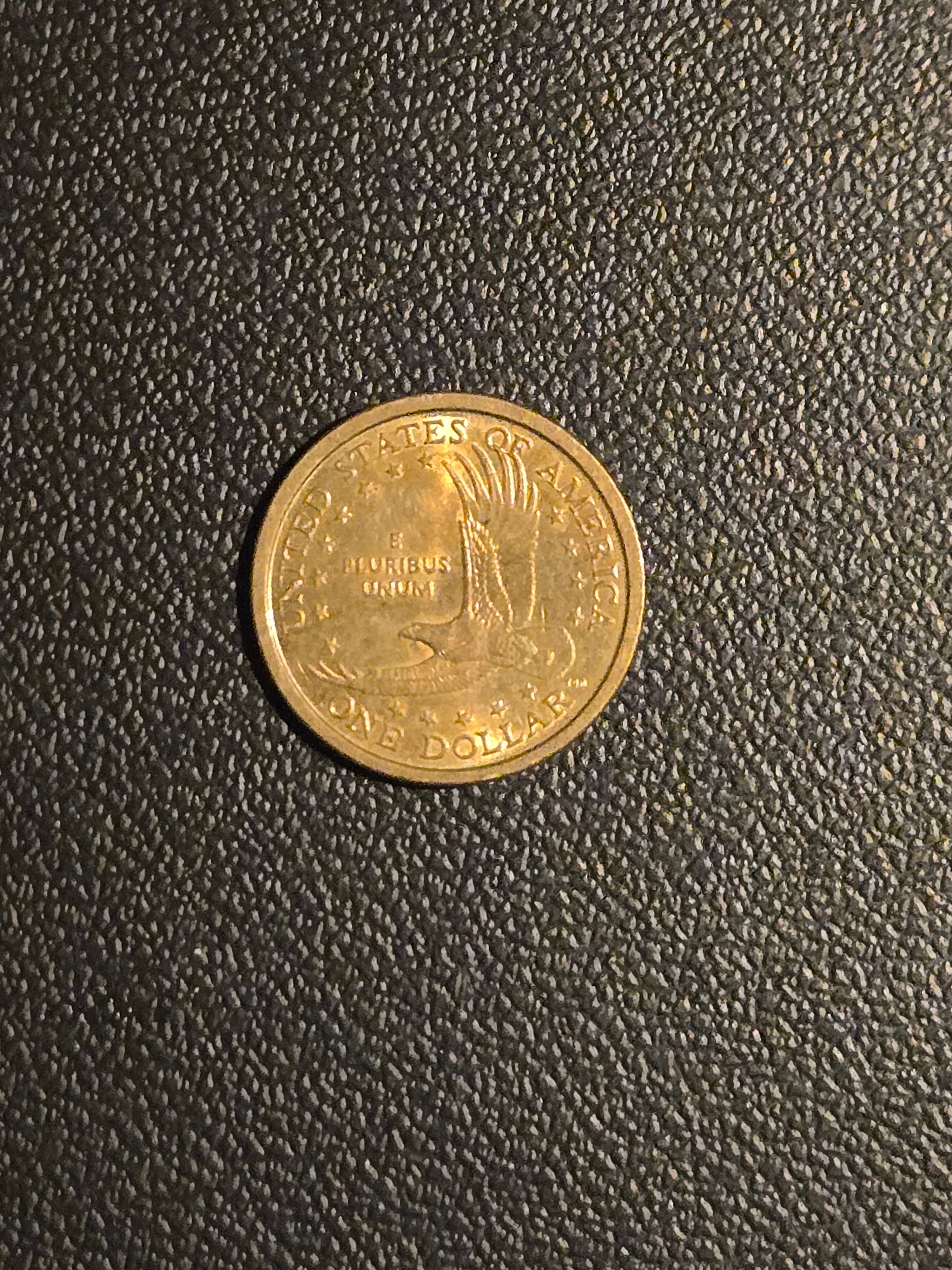 2000 P Sacagawea Golden Dollar - First Year Issue - Circulated US Coin - Thumbnail 2