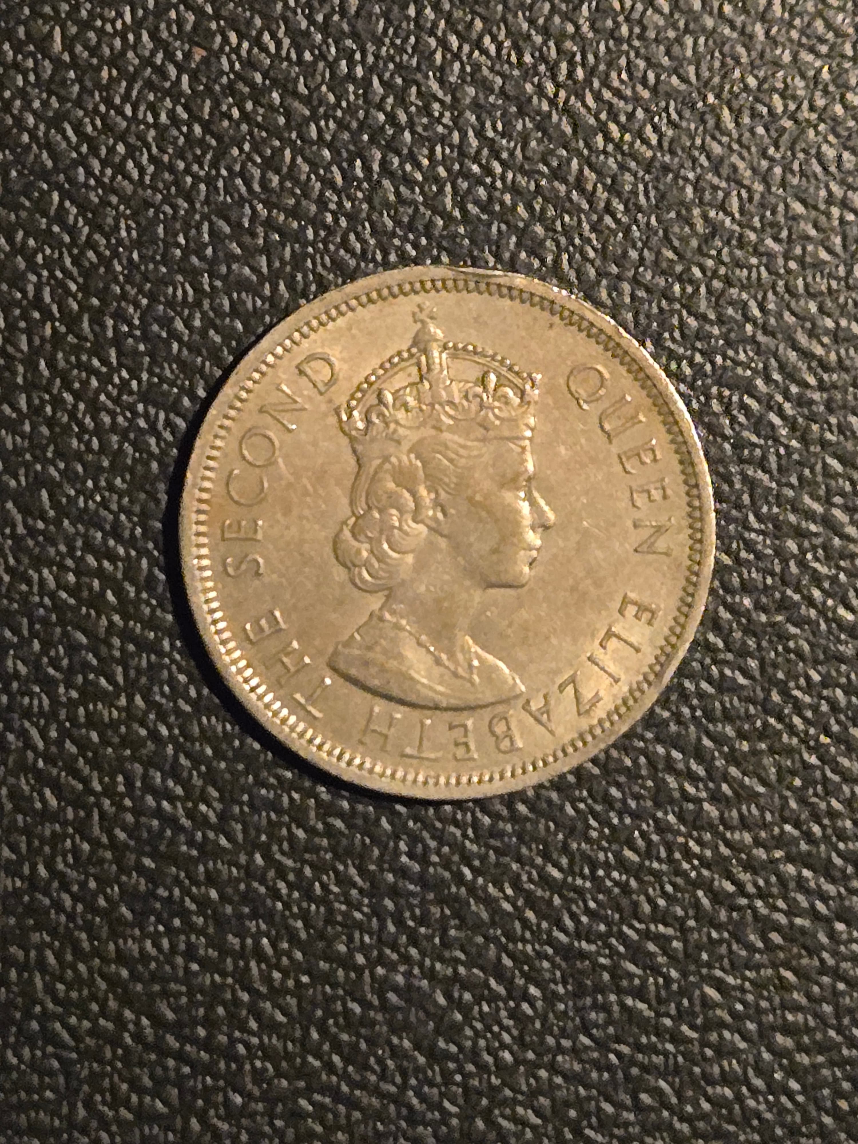 1960 Hong Kong One Dollar Coin - Queen Elizabeth II Lion Crest - British Colony - Thumbnail 2