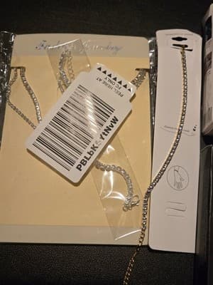 Whos That Girl Nail Polish Dip Kit Magnetic Lashes Nose Trimmer Jewelry Lot - Thumbnail 5