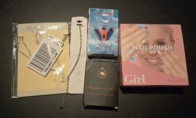 Whos That Girl Nail Polish Dip Kit Magnetic Lashes Nose Trimmer Jewelry Lot - Image 1