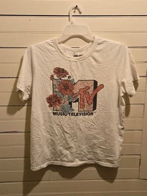 MTV T-Shirt Mens L White Floral Logo Music Television Graphic Tee Licensed 2021 - Image 1