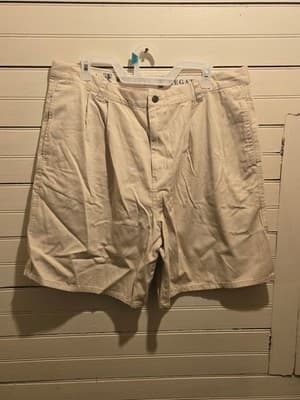 Regatta Shorts Mens 38 Khaki Cotton Pleated Front Casual Chino Bermuda Classic - Image 1