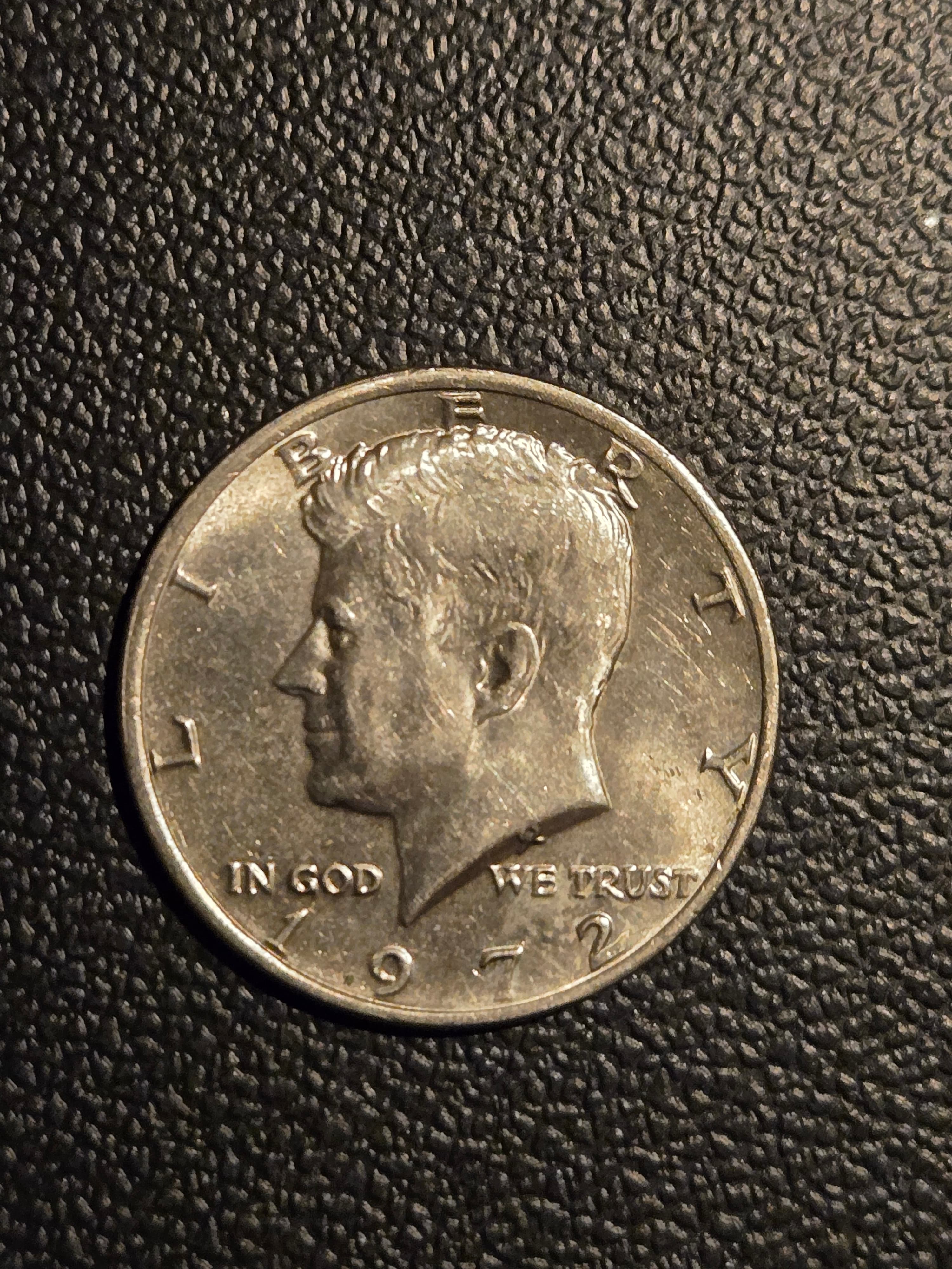 1972 USA 50 Cent Coin - Copper-Nickel, Very Good Condition, no Mint Mark - Image 1