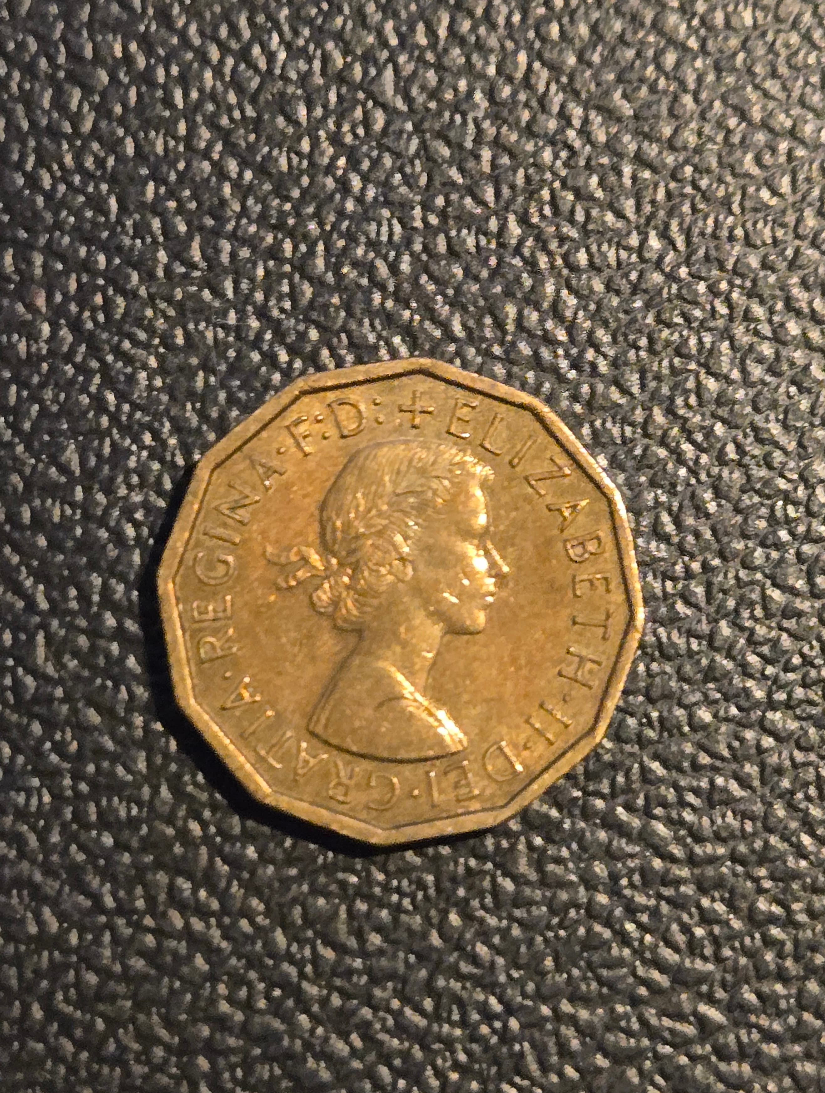 1960 UK 3 Pence Coin | Very Good Condition | Collectible - Thumbnail 2