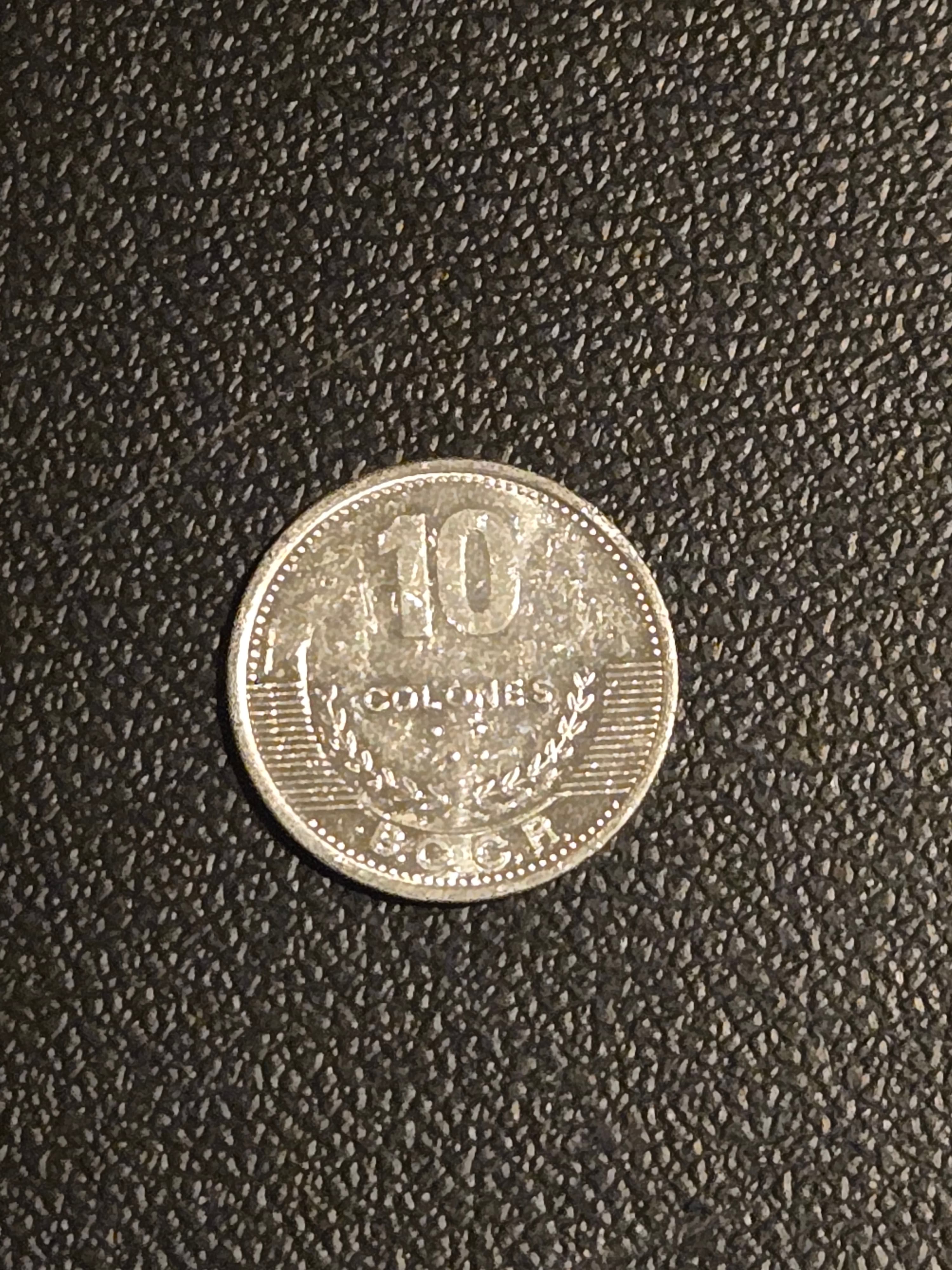 2012 Costa Rica 10 Colones Coin - Very Good Condition - Rare - Thumbnail 2