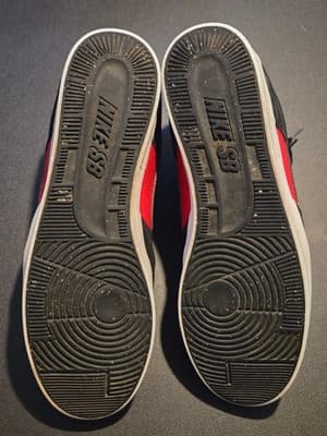 Nike SB Delta Force Mens 13 Black Red Low Top Skate Shoes Suede Leather Preowned - Thumbnail 5